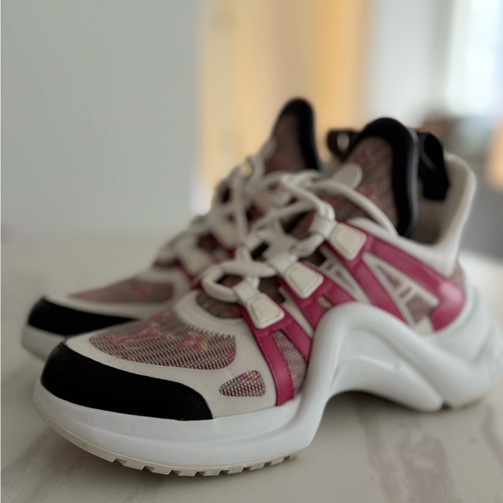 Louis Vuitton Women's Sneakers - Pink, Black, and White